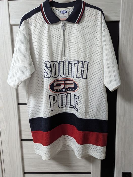 Футболка South pole