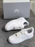 Nike Air Force 1 Low '07 White R.  41