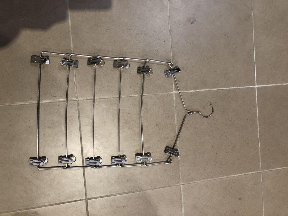 Вішаки.  для  одягу