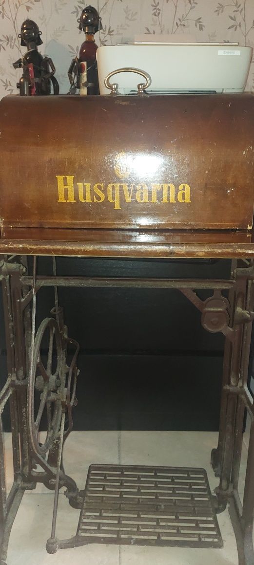 Máquina Costura Husqvarna