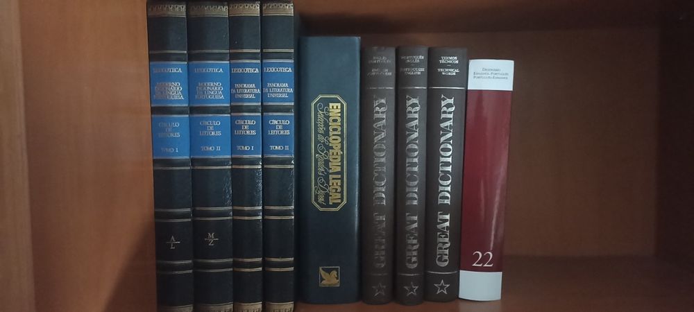 9 livros ,bom estado