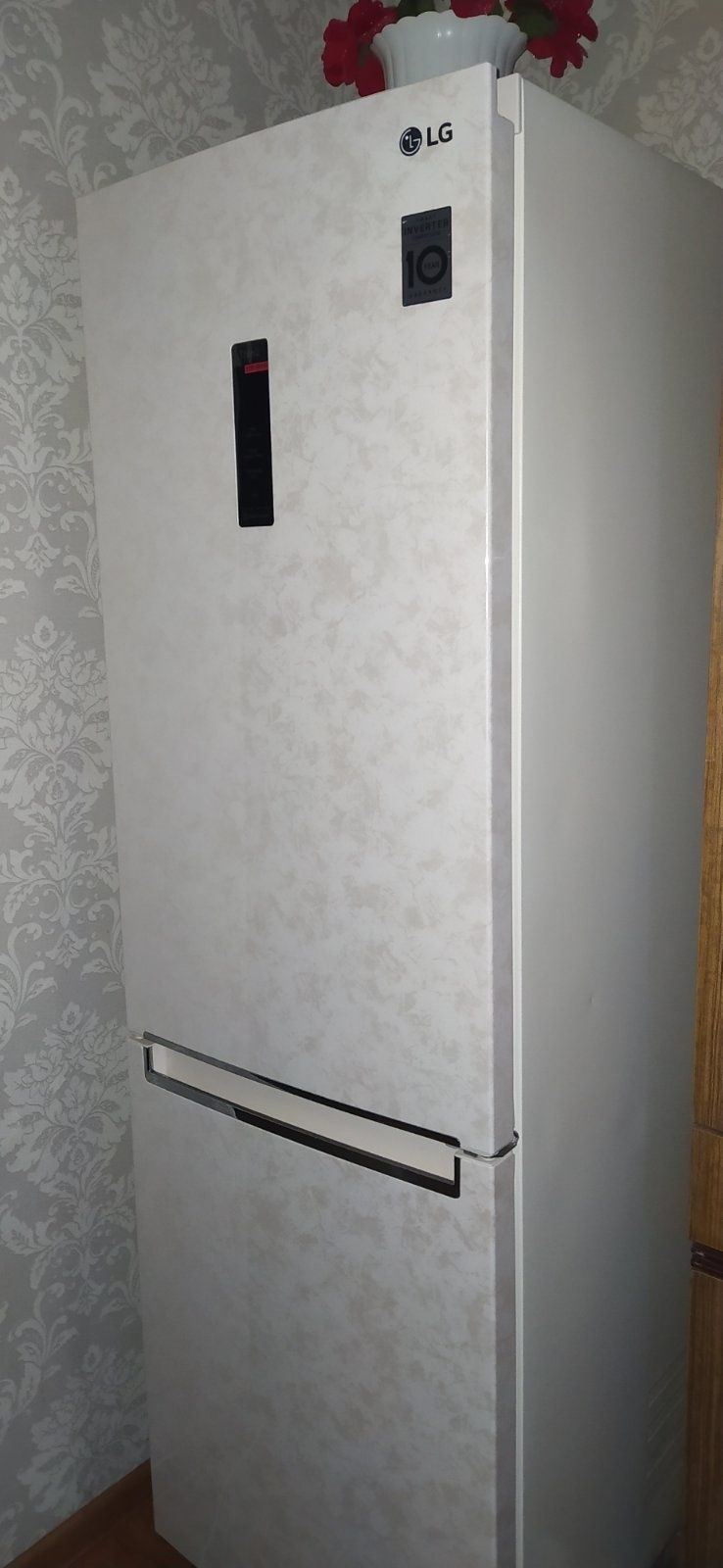 Продам холодильник фирмы LG