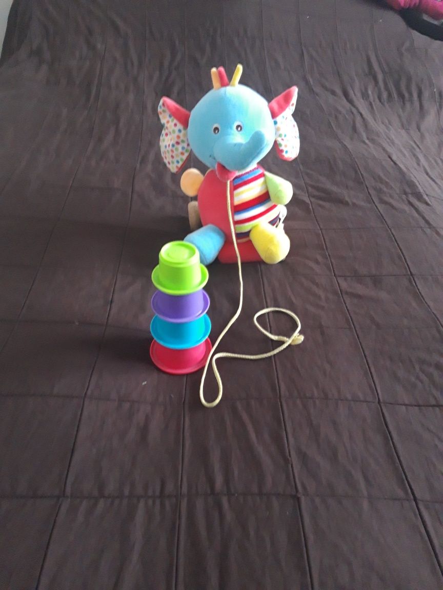 Zabawka niemowlęca, słonik Smiki, zabawka do ciągnięcia