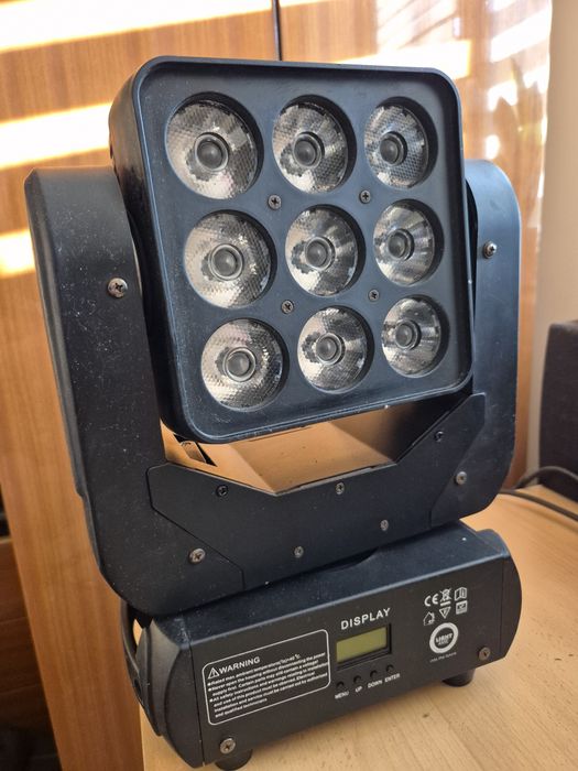 Ruchoma głowa Light4me matrix 9x10W