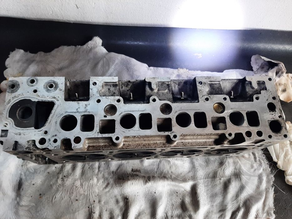 ГБЦ- Голова мотора Мерседес 2.2CDI