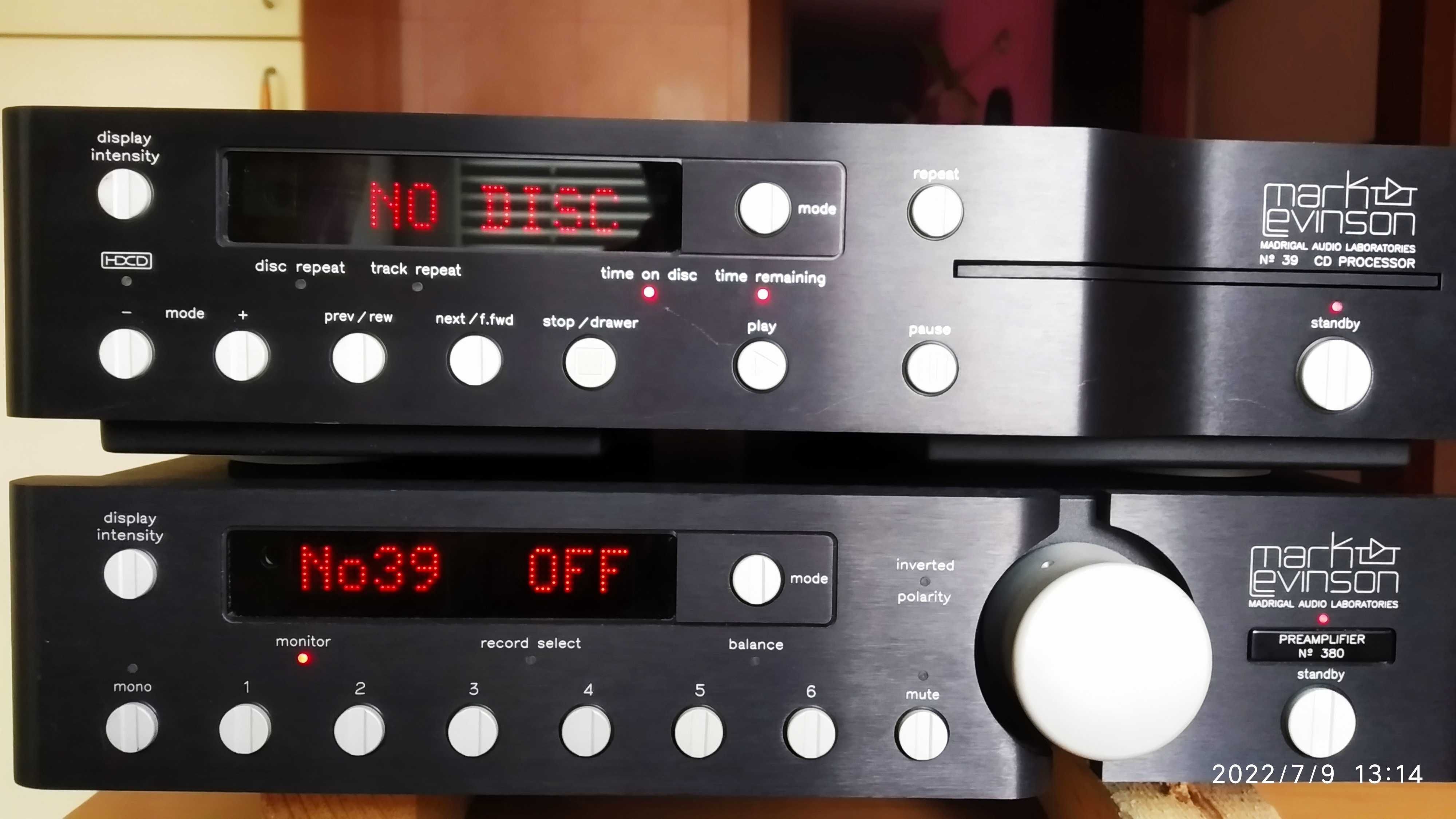 Предварительный усилитель Mark Levinson Preamplifier N380