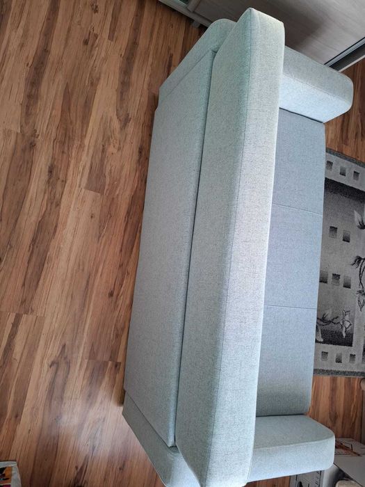 Kanapa 2-osobowa z funkcją spania.