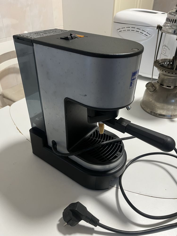 Máquina café Lavazza de maniplo