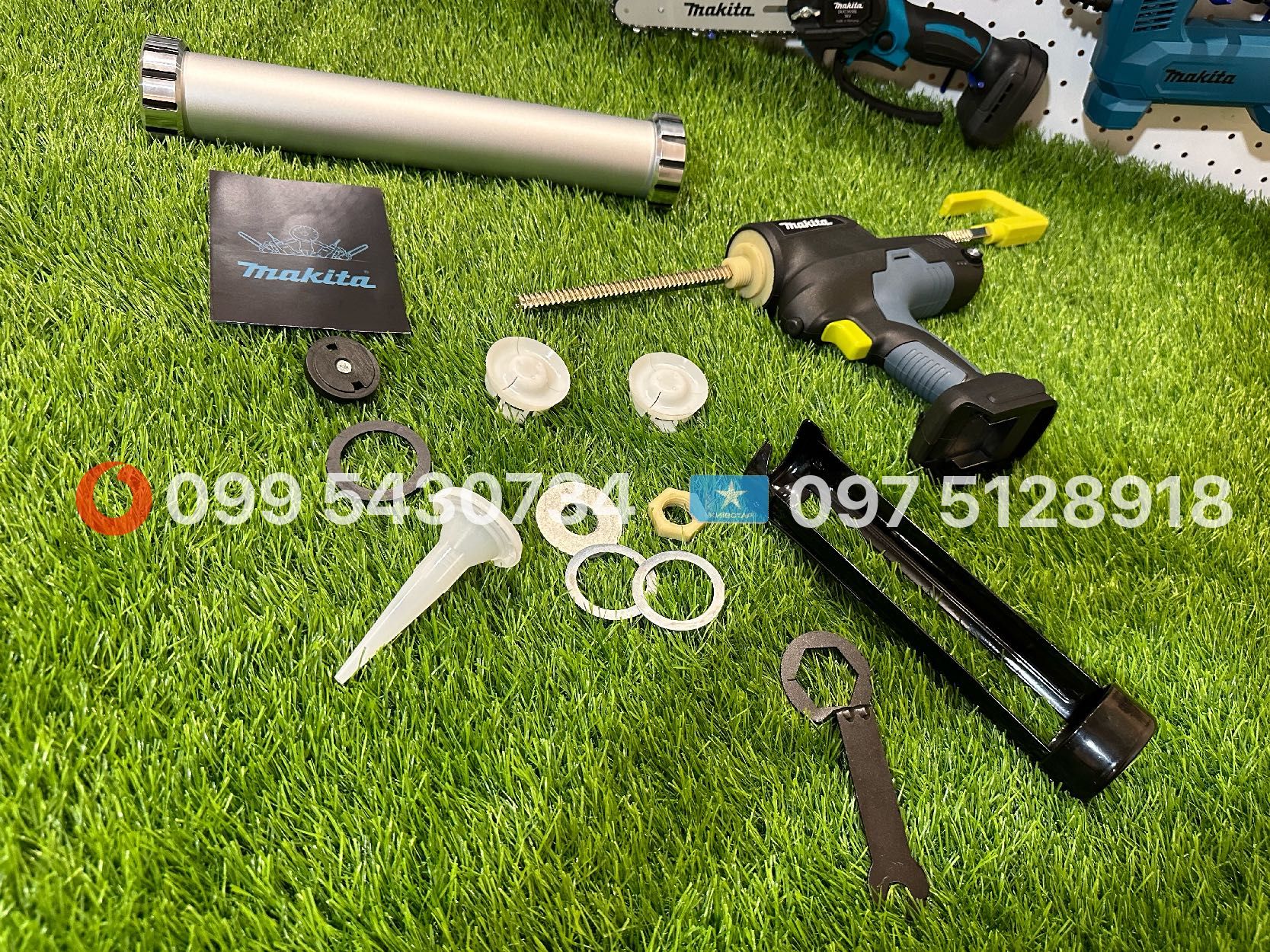 Пістолет для герметику акумуляторний Makita MCG36BL каркас шприц