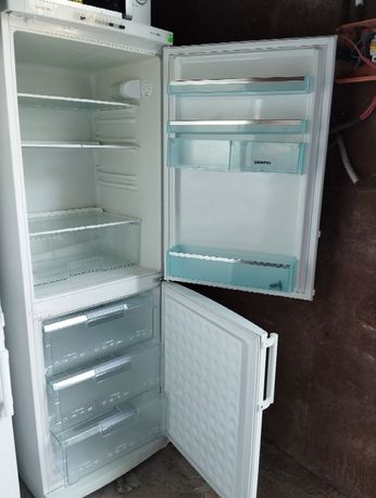 Холодильники домашні, морозильні камери, побутова техніка