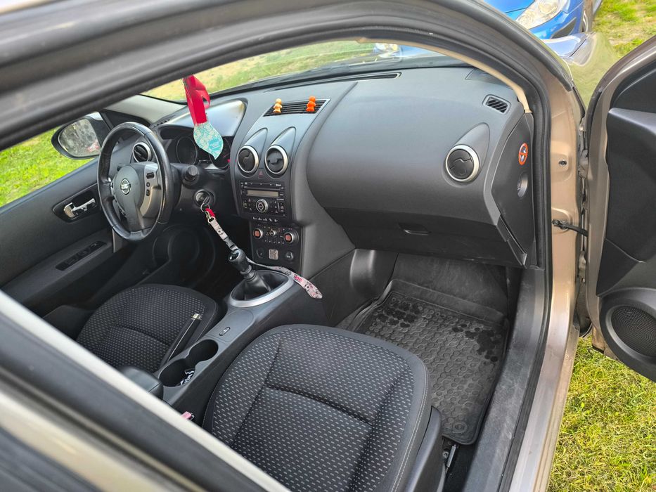 Nissan Qashqai j10