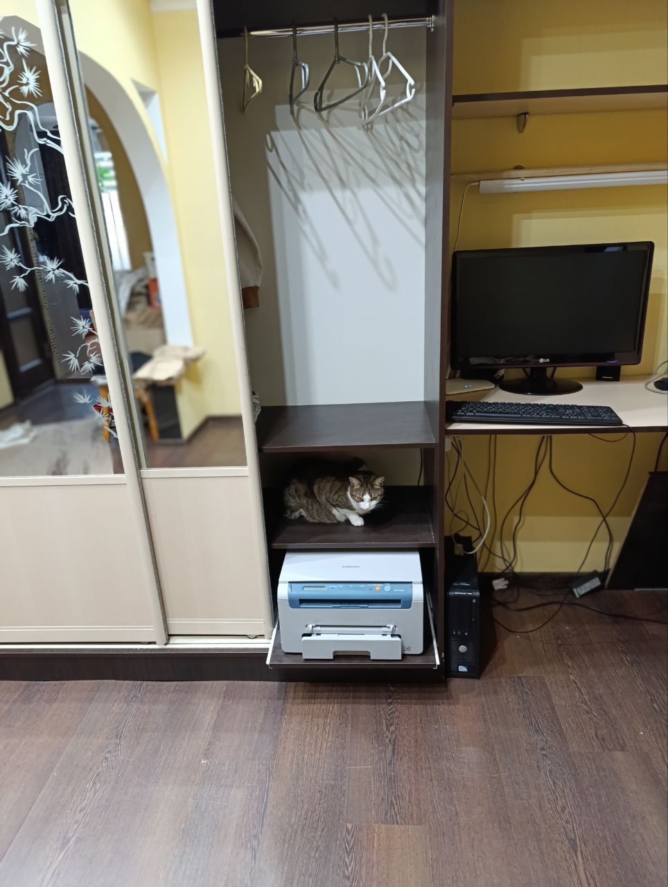 Прихожа вітальня