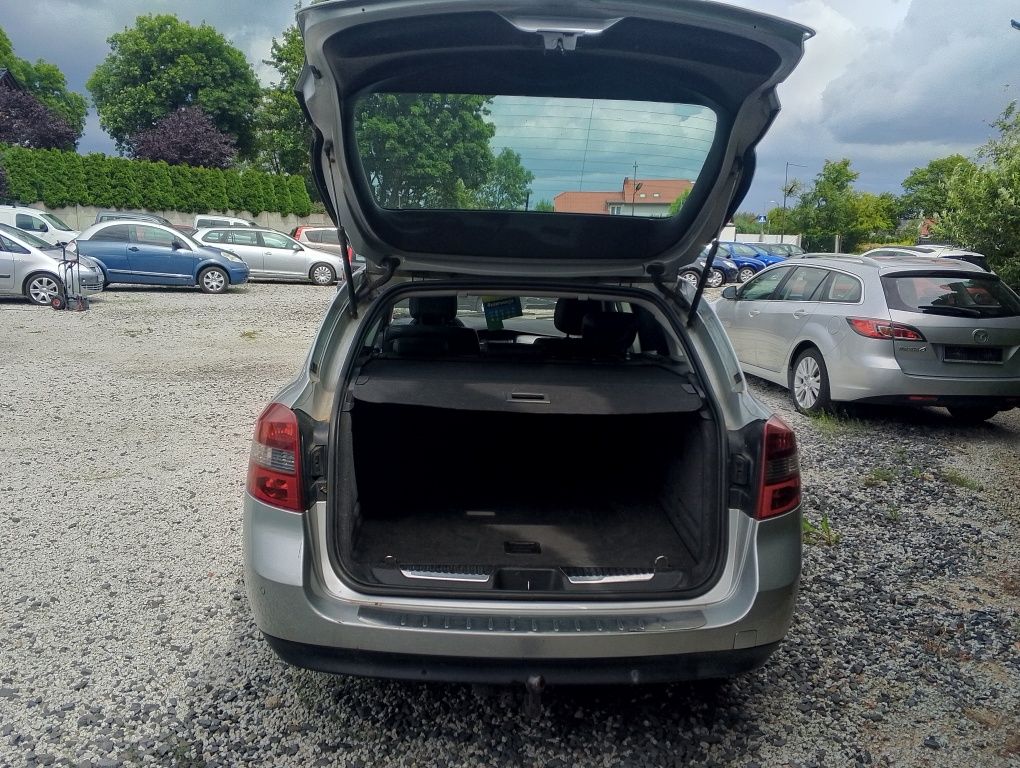 Renault Laguna benzyna Lift 2010,r