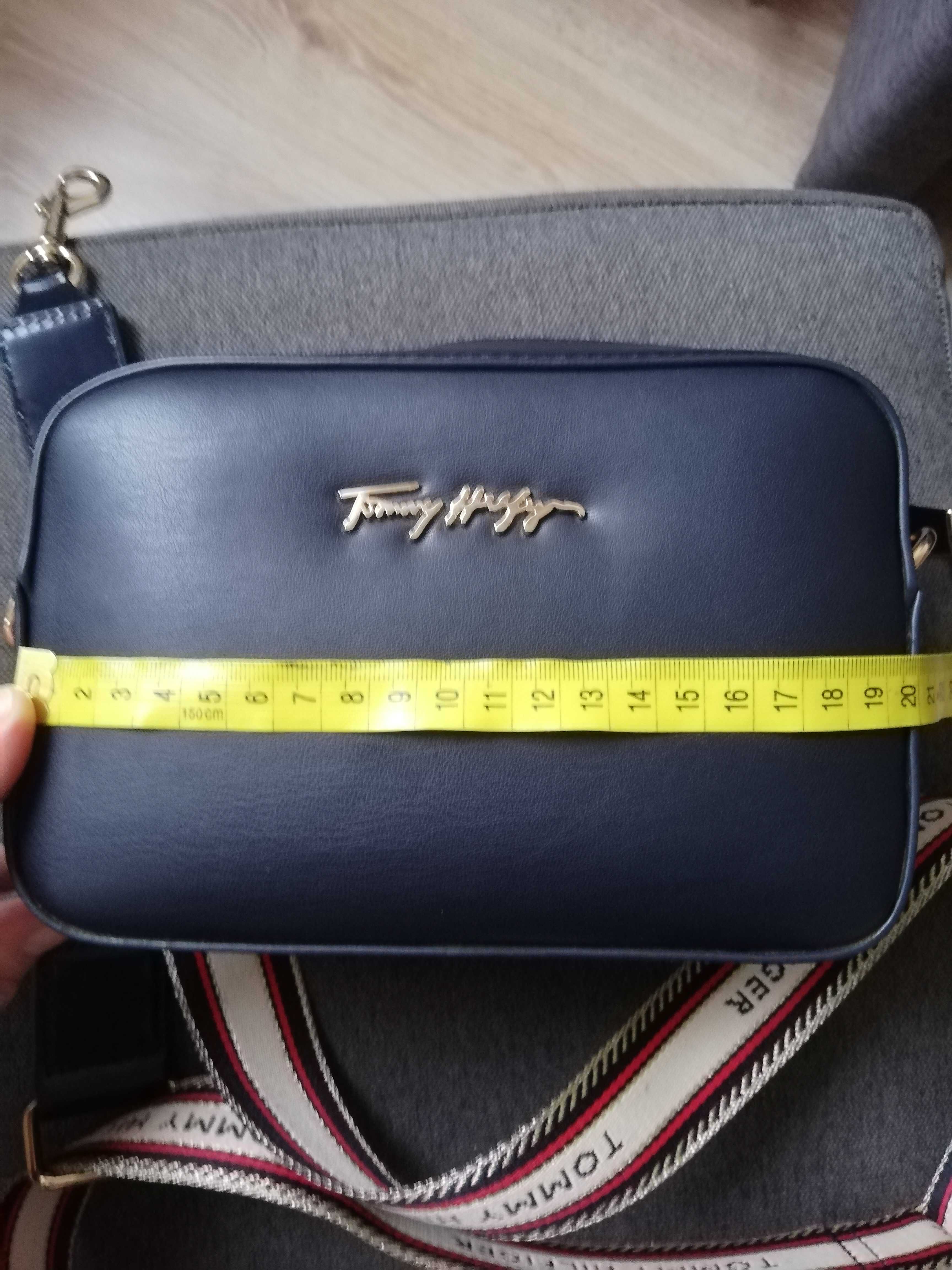 Mała torebka Tommy Hilfiger