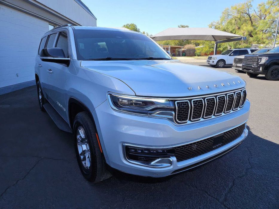 Jeep Wagoneer      2024