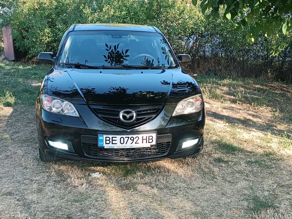 Продам мазду 2.0