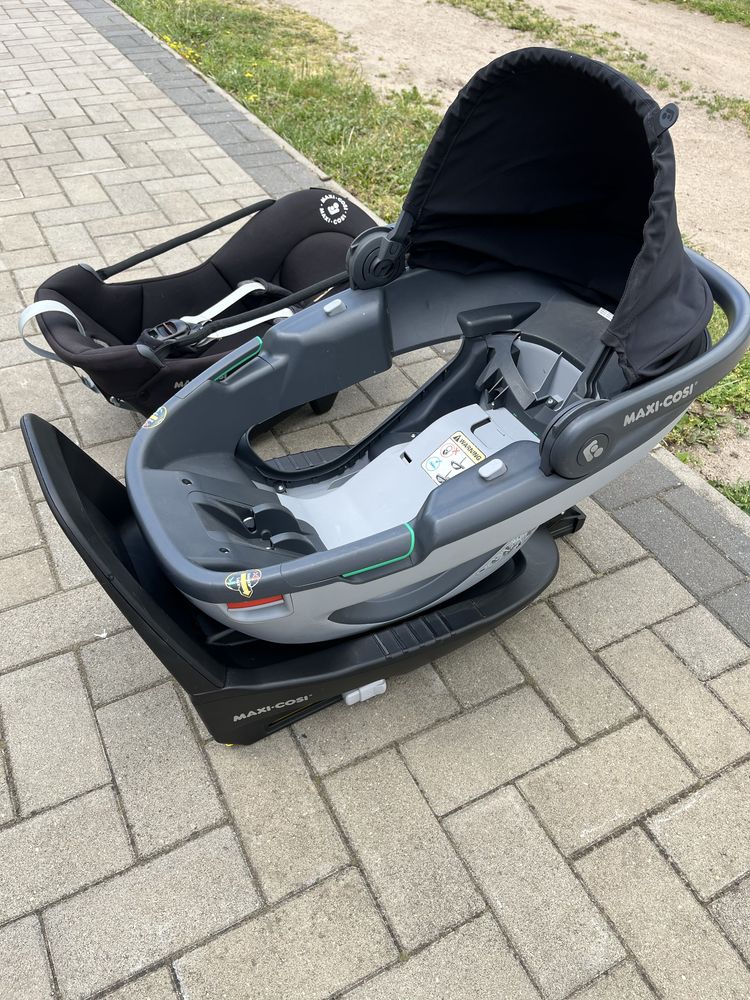 Fotelik maxi cosi Coral + baza Isofix