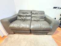 LEATHER ELECTRIC RECLINING SOFA WITTH CHARGING PORT