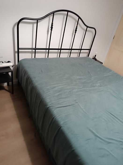 Cama Casal IKEA 2Mesas cabeceira+Colchão+Sobrecolchão–Excelente Estado