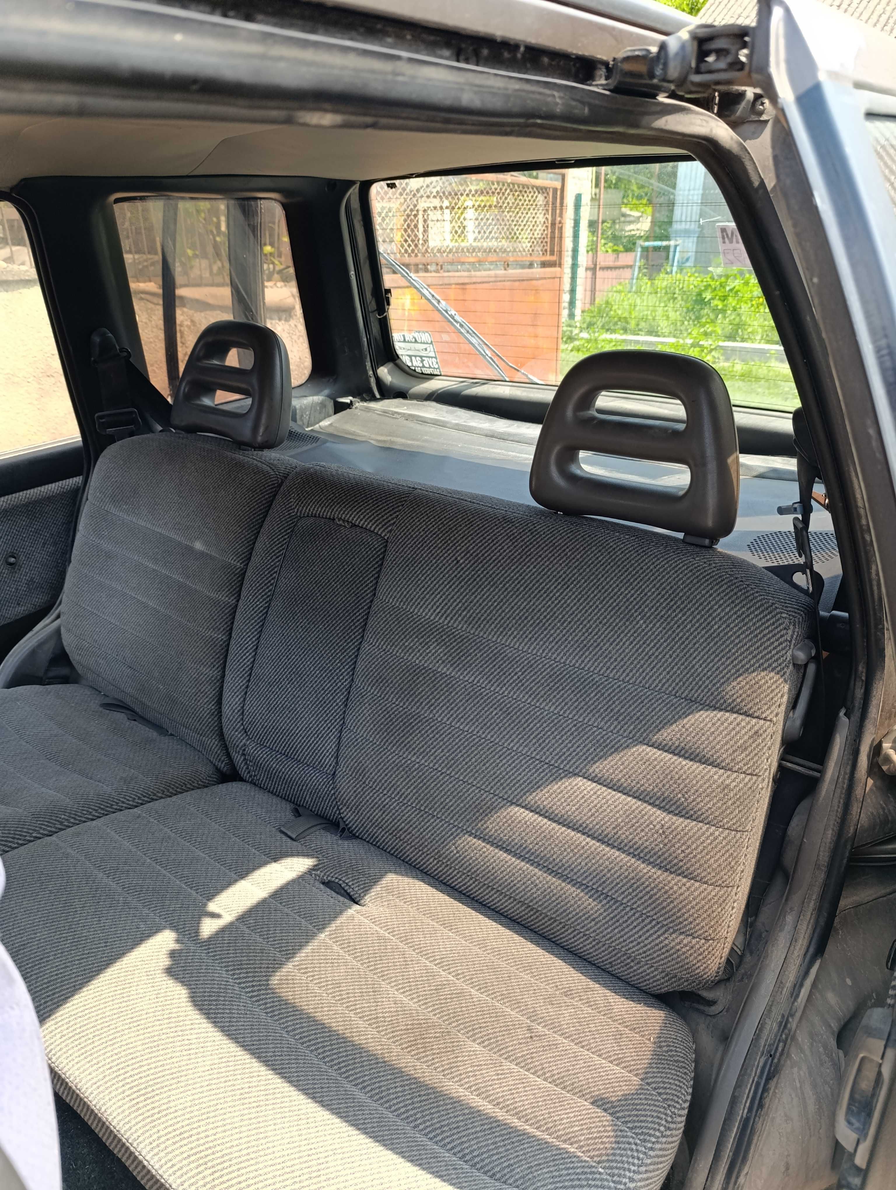 Продам Nissan Priarie