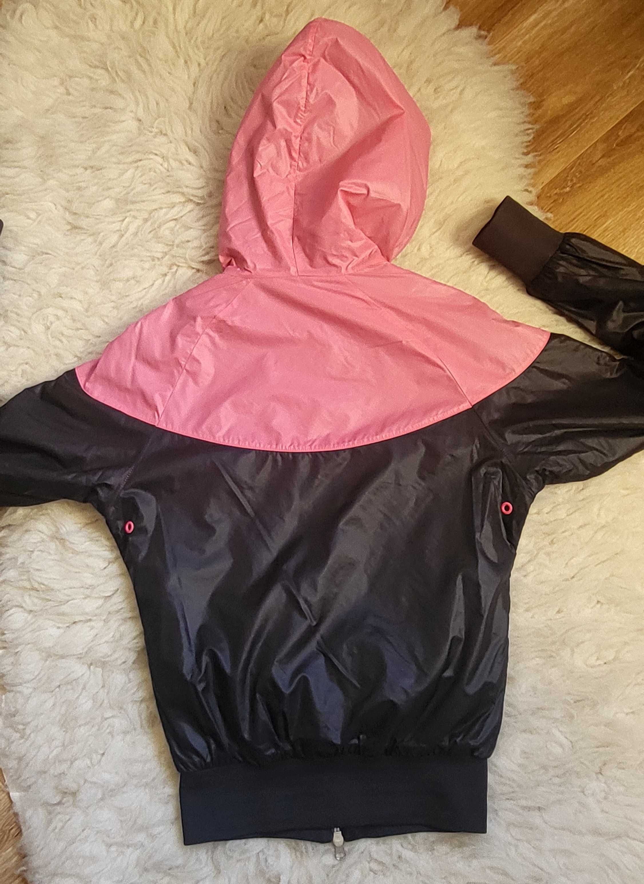 Czarno rozowa kurtka Nike XS