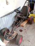 Carro a pedais em ferro