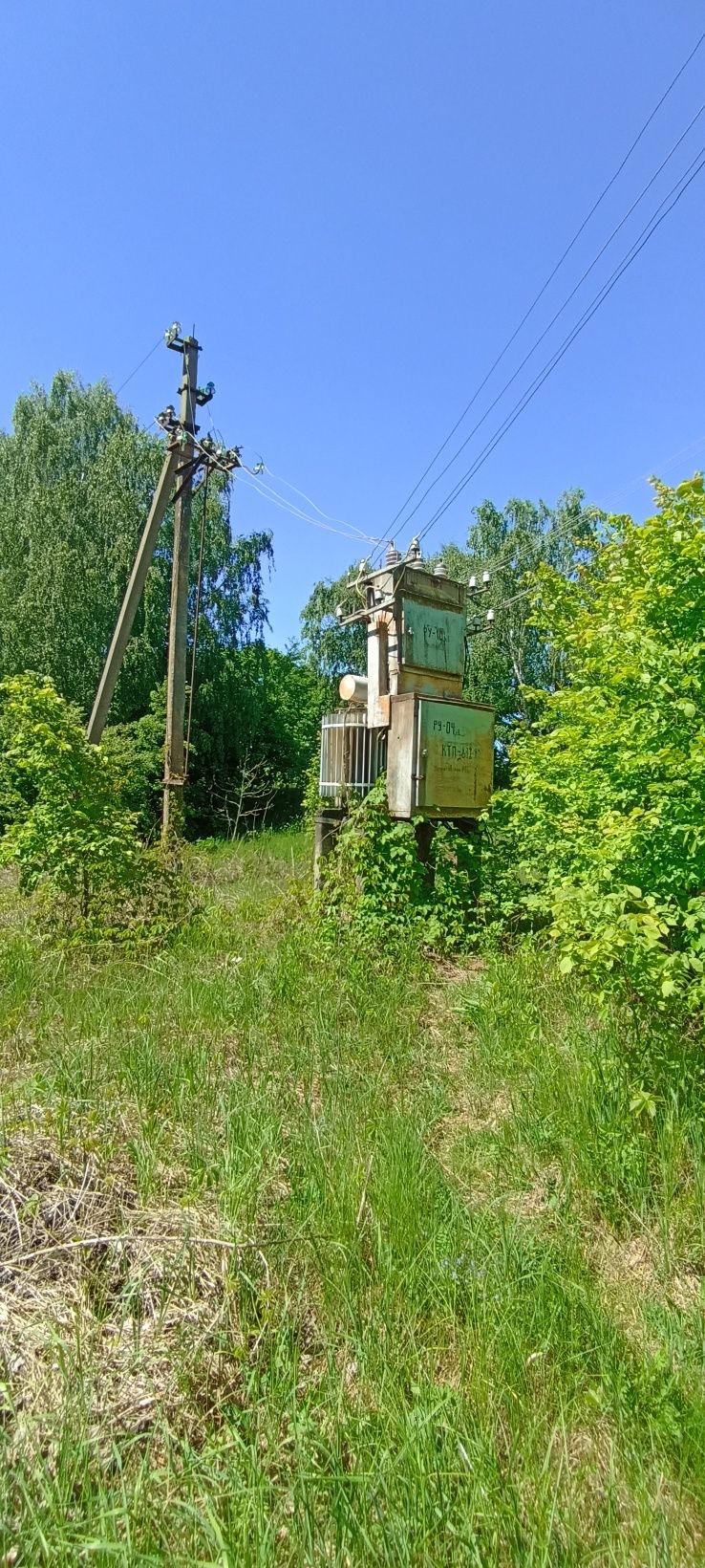 Окреме комерційне приміщення