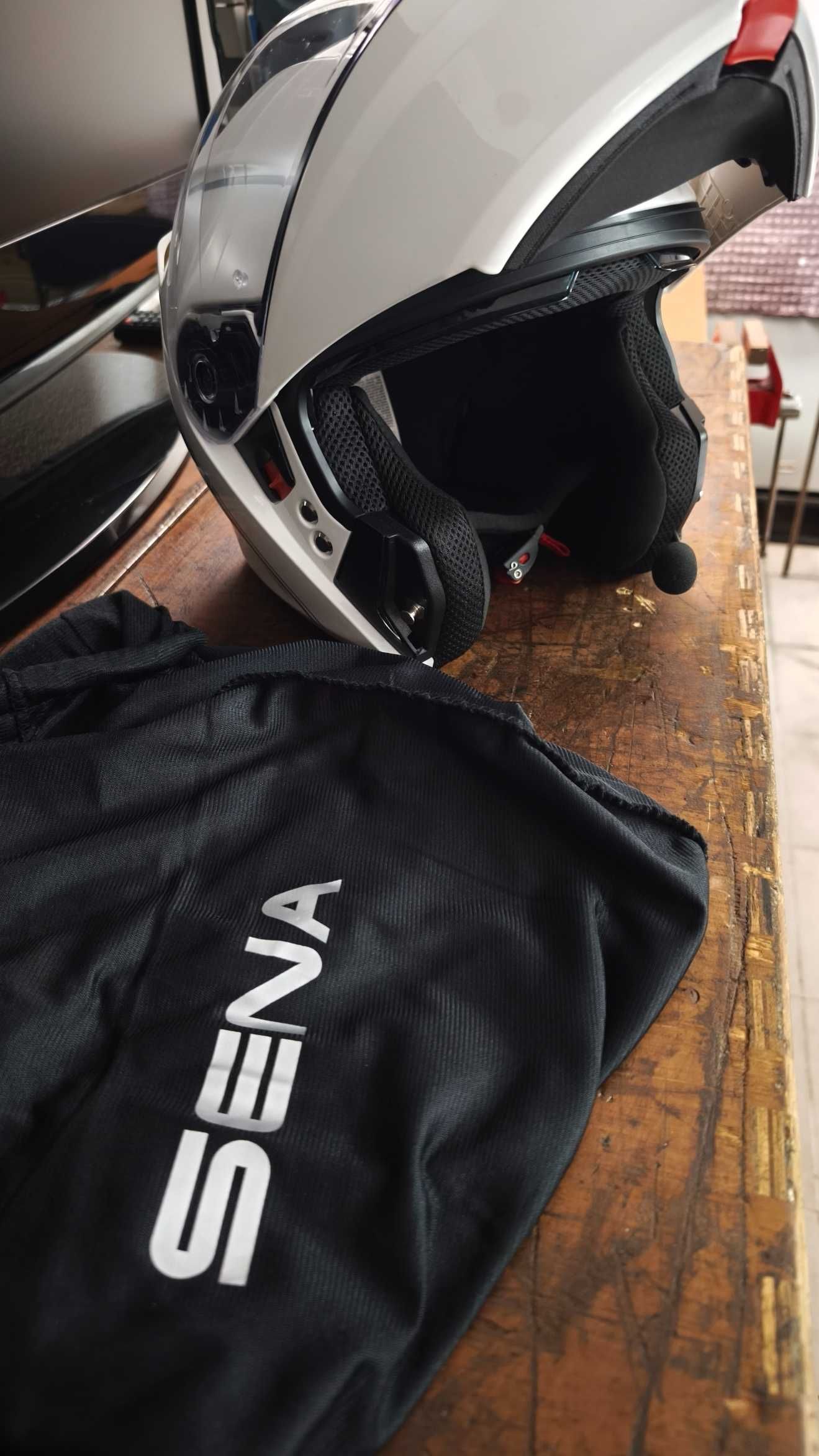 Capacete modular SENA com Sistema de intercomunicação integrado