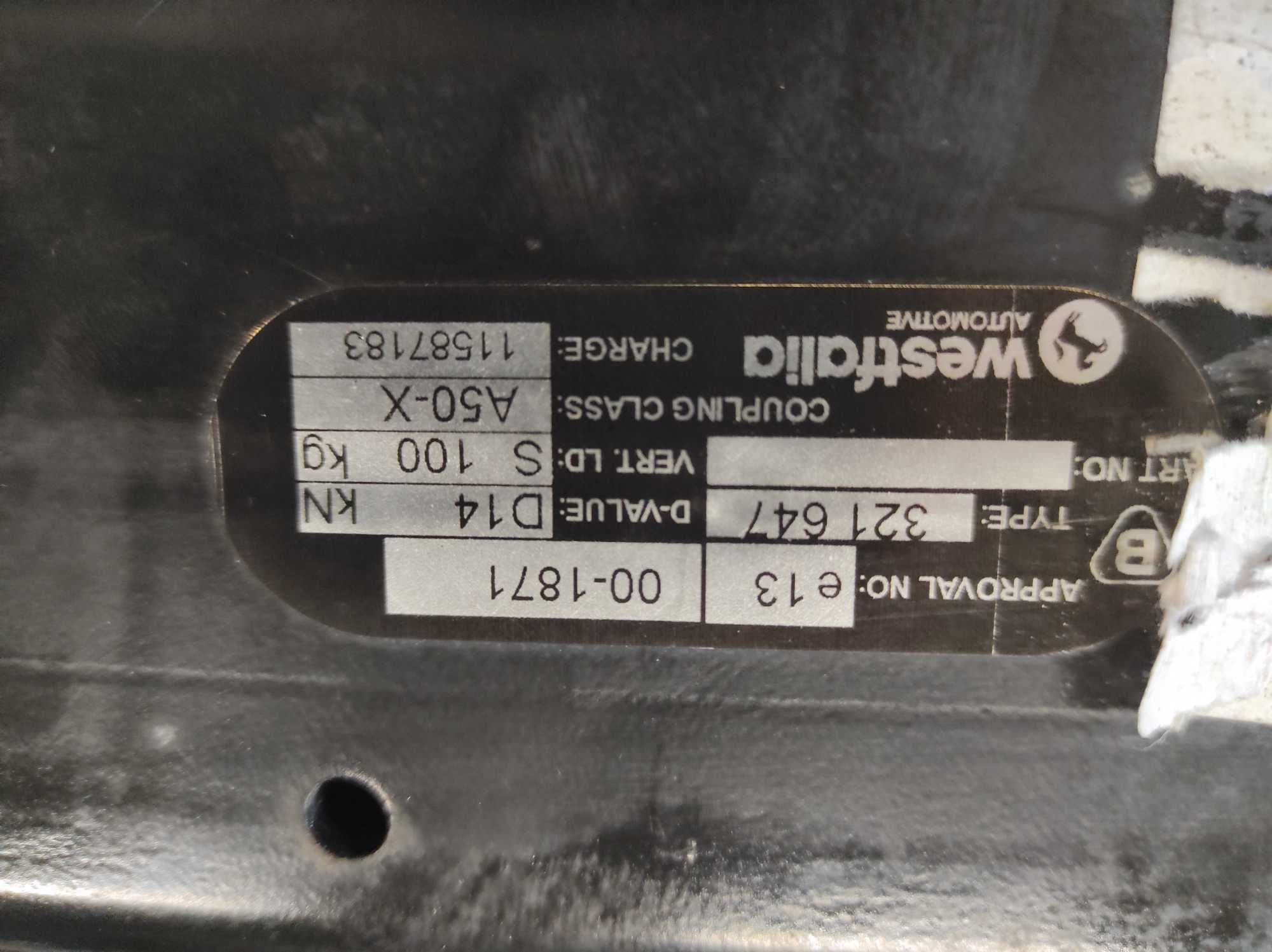 Oryginalny odpinany Hak holowniczy VW Transporter T5 T6