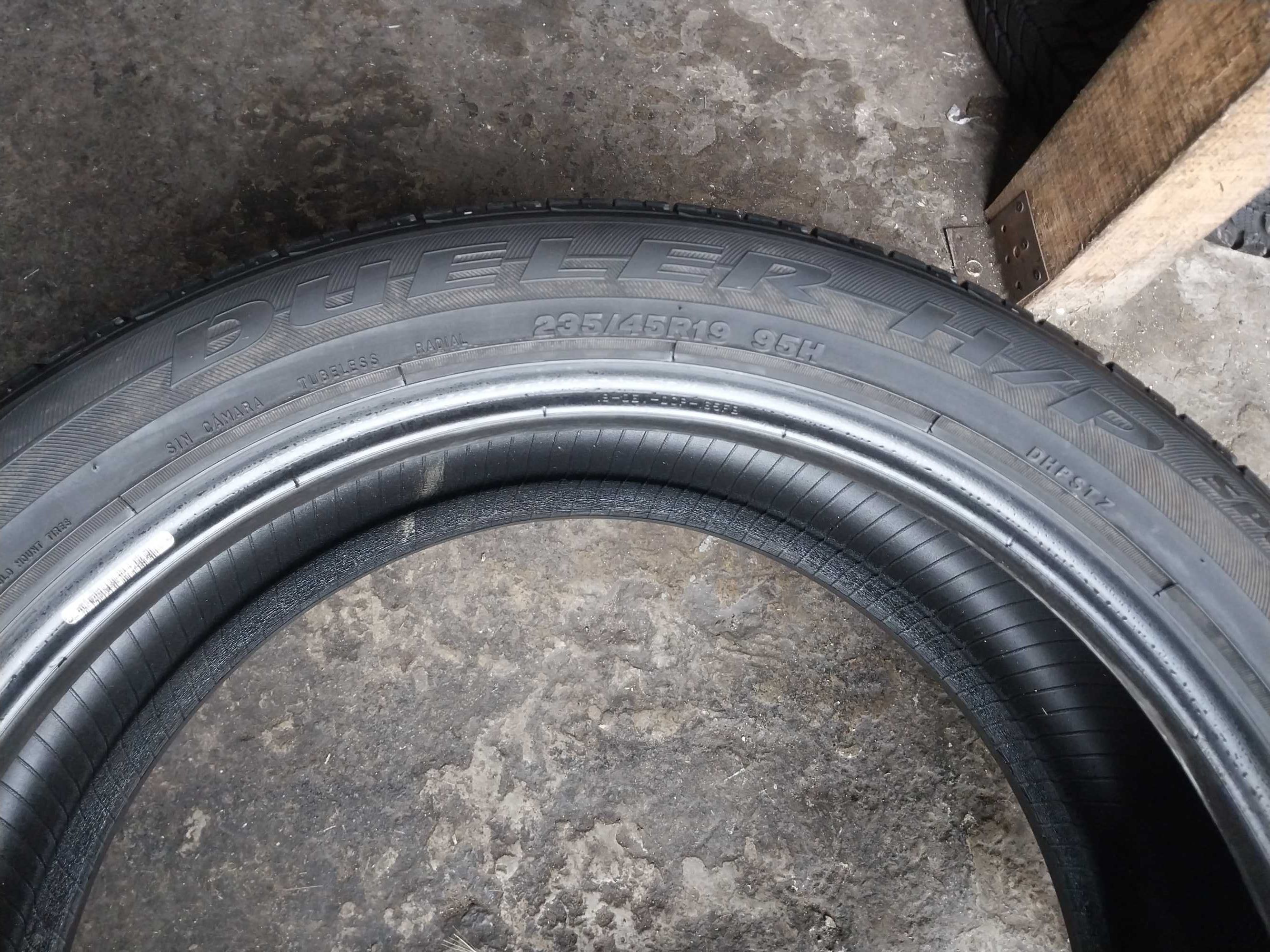 235 45 19 Bridgestone, літо. Ціна за 4 шт.. 7600.