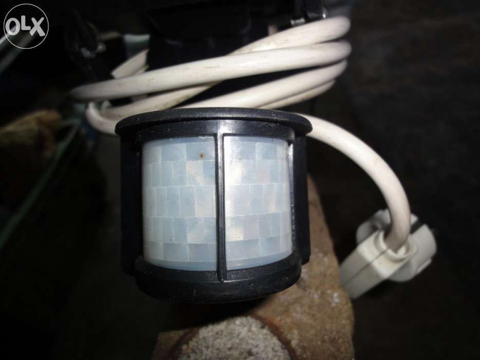 Foco de Luz com sensor de proximidade