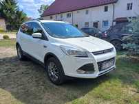 Ford Kuga 1.6 benzyna 2014 rok 95 tyś przebiegu prywatnie
