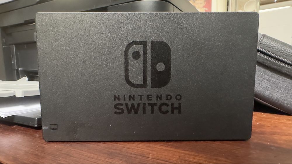 Nintendo Switch + akcesoria