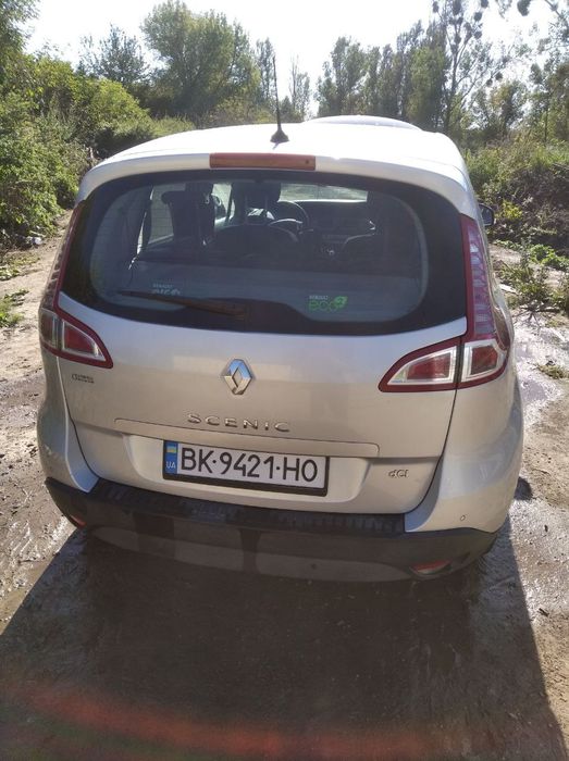 Рено сценік 2011 рік