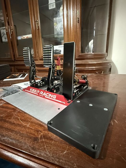 ULTIMO DIA : Pedais Simagic p2000 3-Pedal-Set