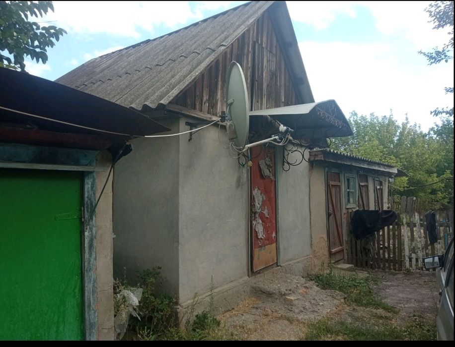 Продається хата в с. Петрово