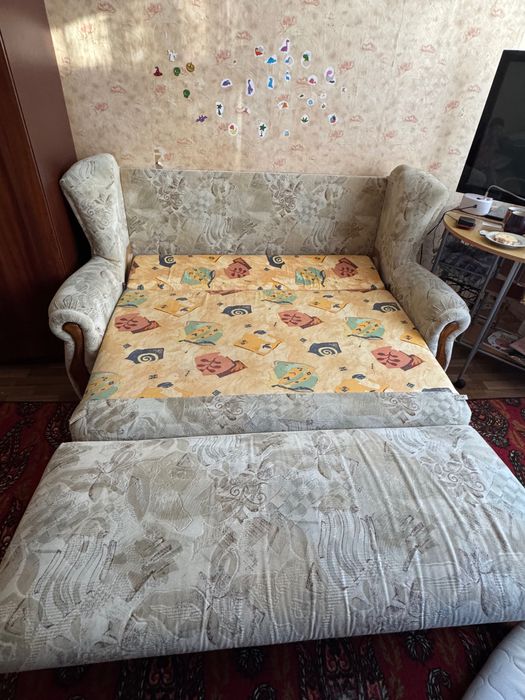 Канапа для спальні