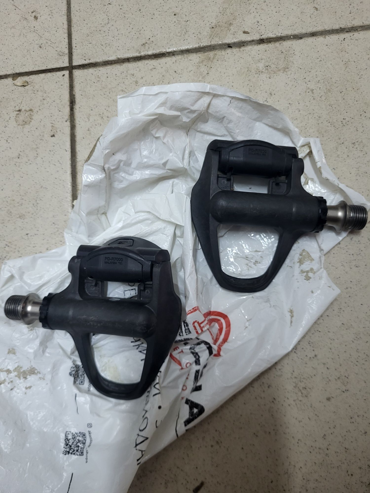 Велопедалі, педалі shimano PD-R7000, велотуфлі