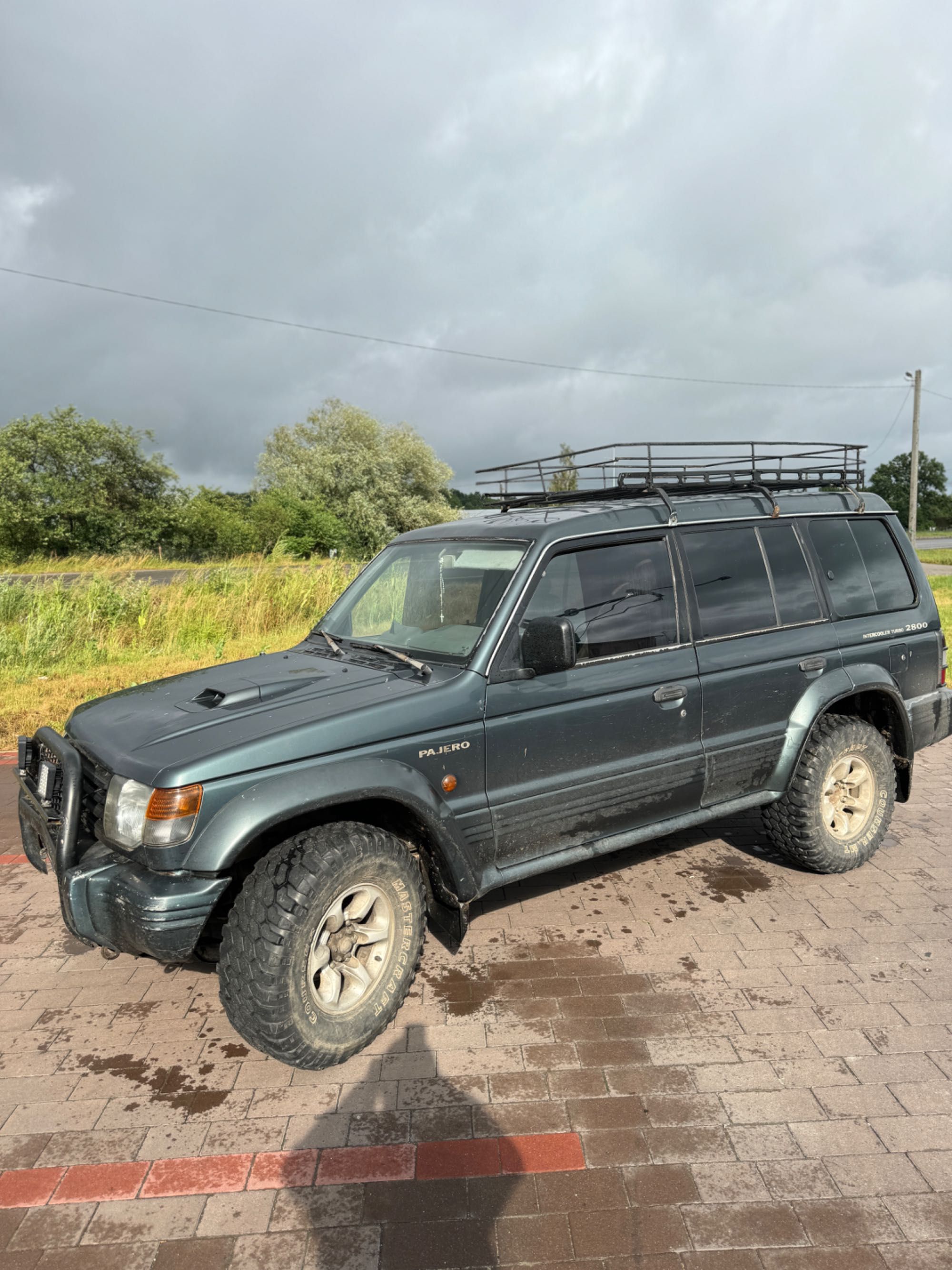 Mitsubishi Pajero 2