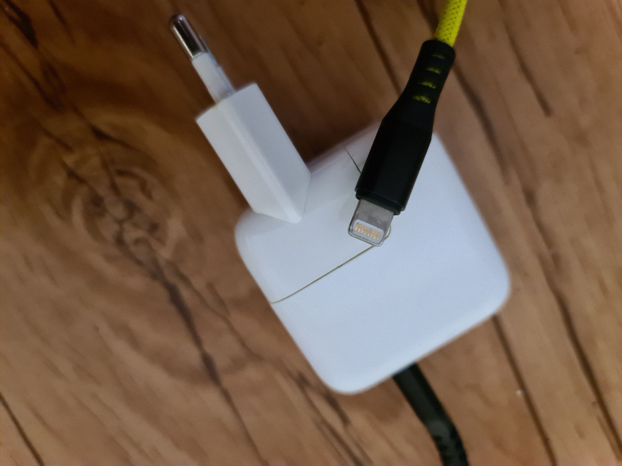 Зарядное устройство оригинал Apple USB iPad 12W A1401 с кабелем Lightn