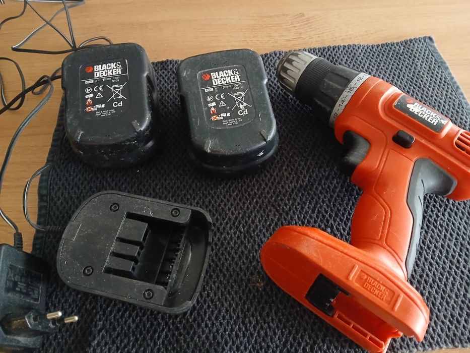 berbequim black decker com 2 baterias