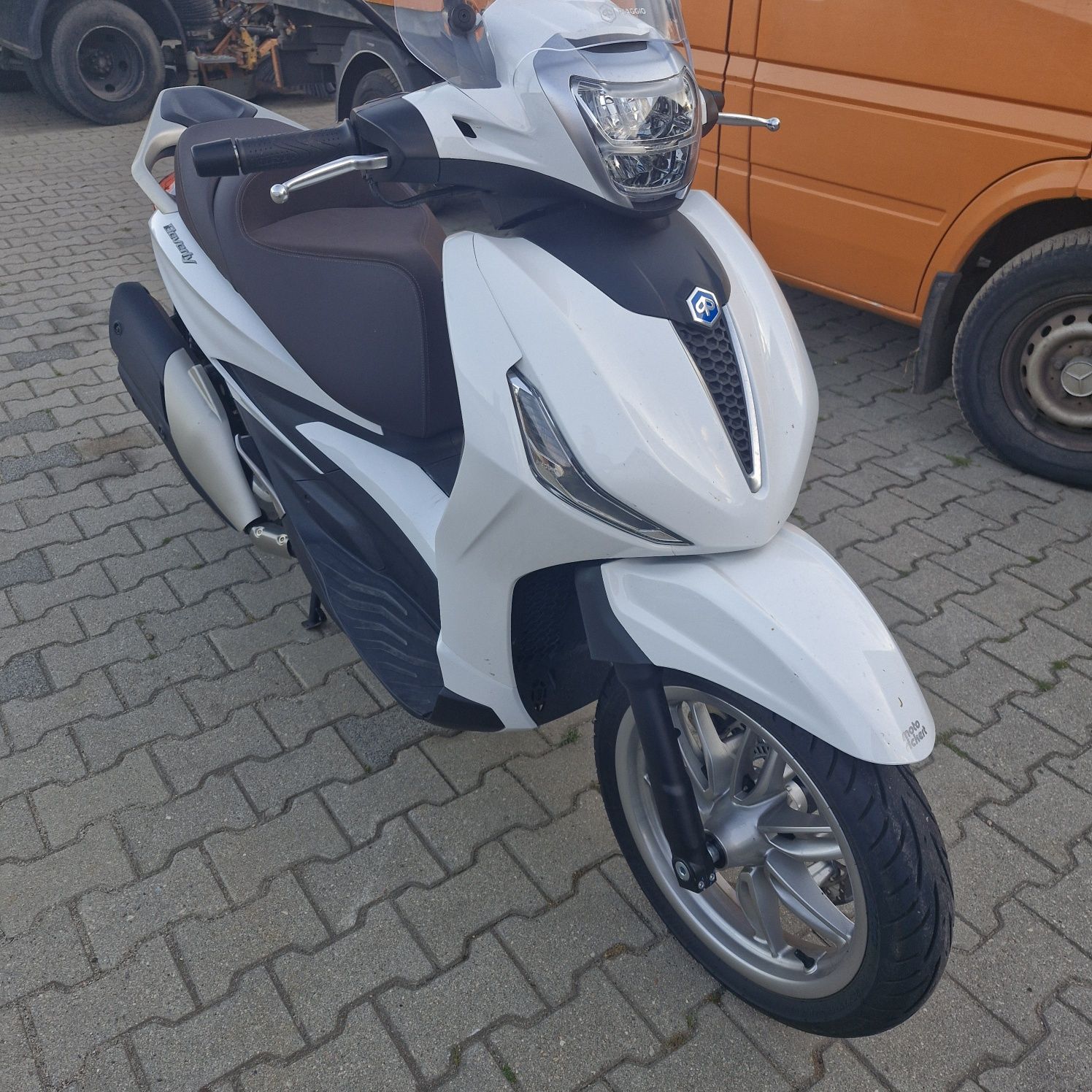 Piaggio beverly 400 hpe  jak nowy 2023
