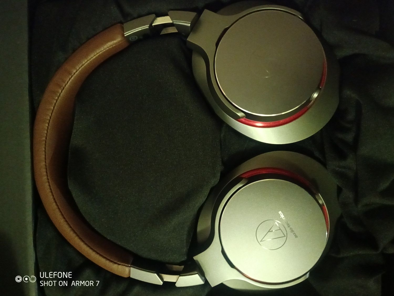 Продам наушники Audio Technica MSR7b