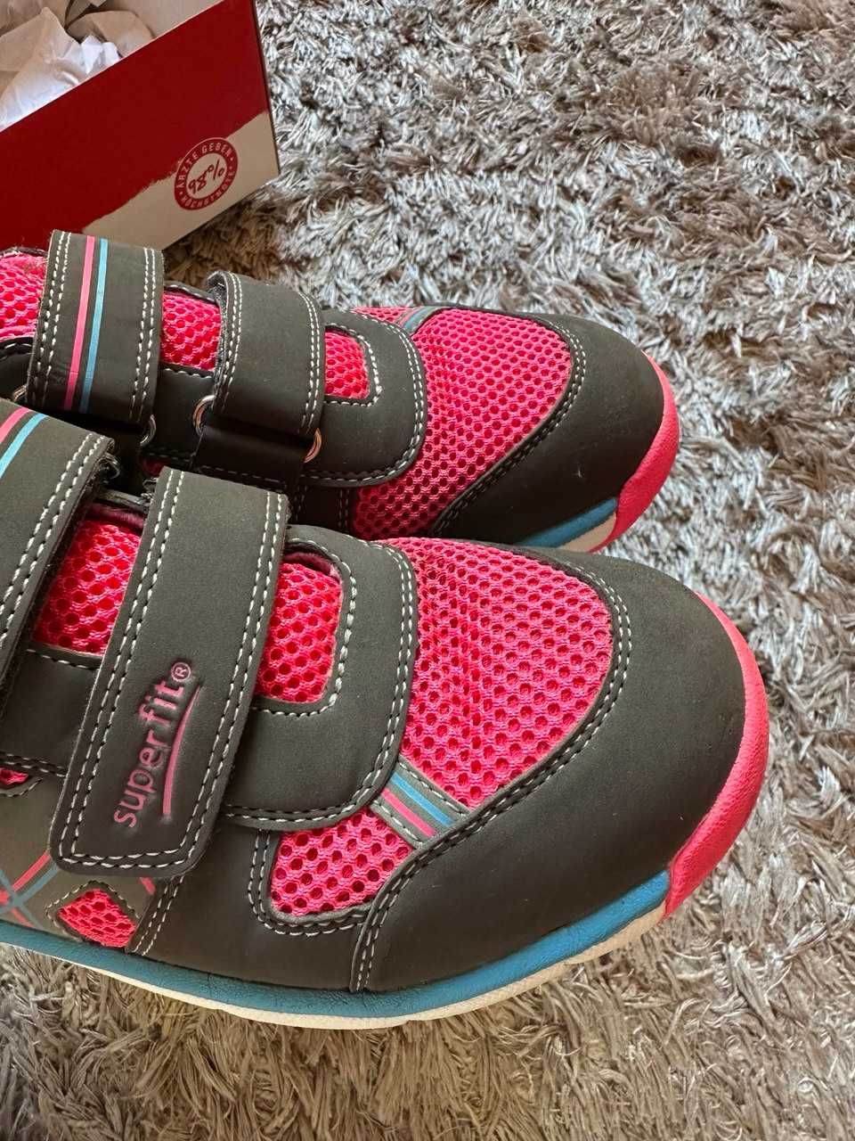 Superfit кросівки