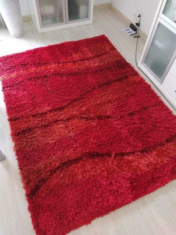 Carpete "Shaggy Charming" 230x160cm vermelho - em excelente estado!