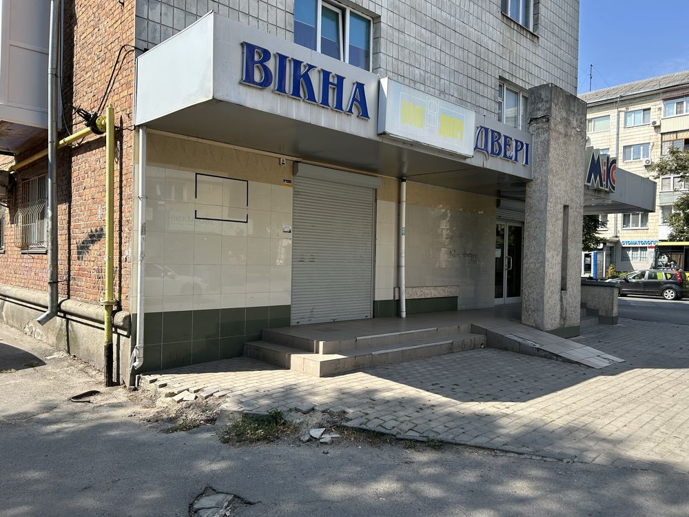 Продам магазин в центрі міста