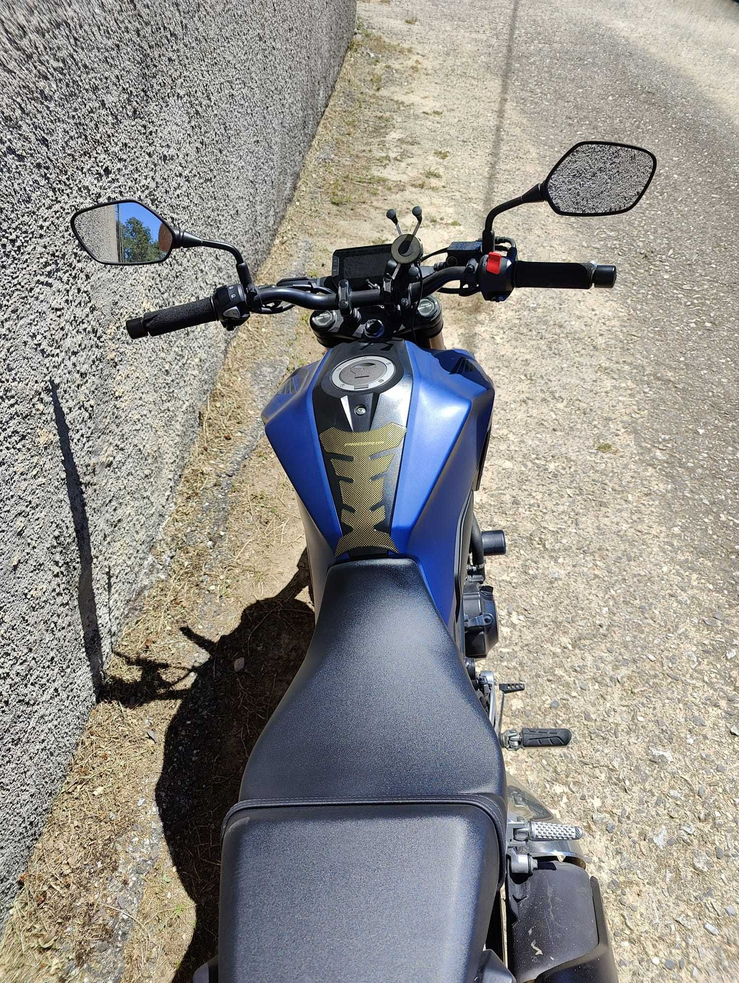 Honda CB300R (2019) EXTRAS