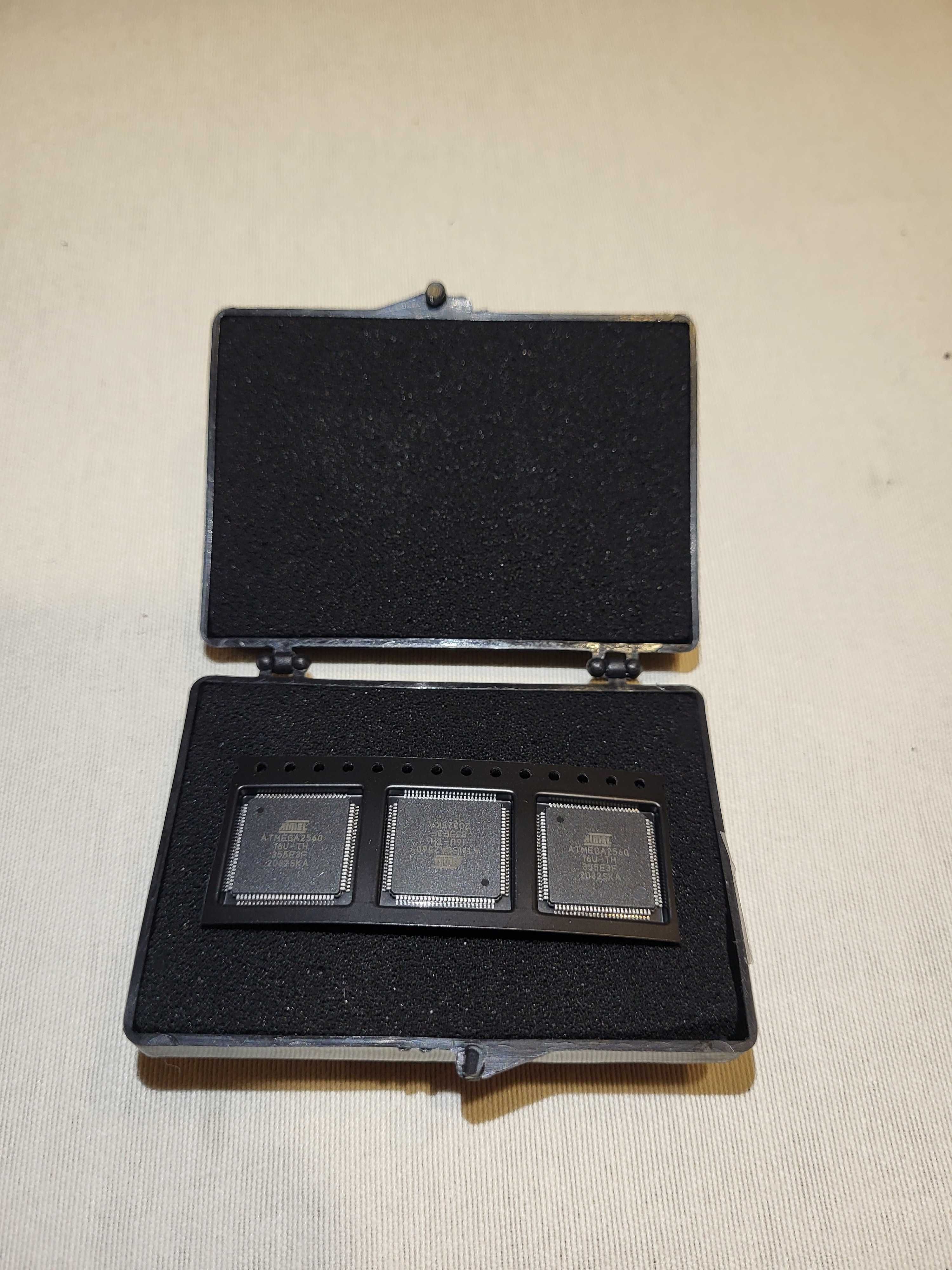 Mikrokontroler Atmel Atmega 2560 x 3