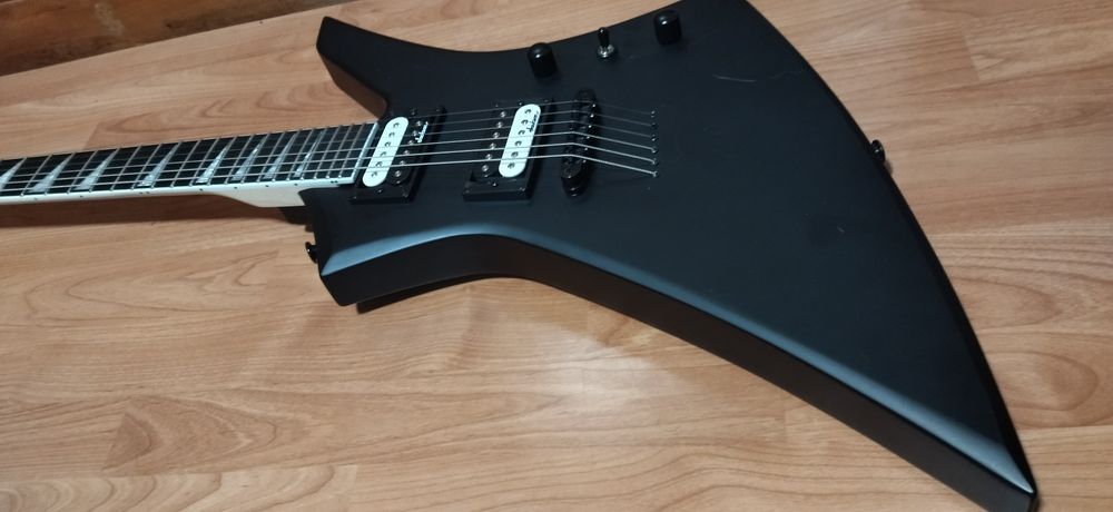 Guitarra Jackson JS32T Kelly com locking tuners