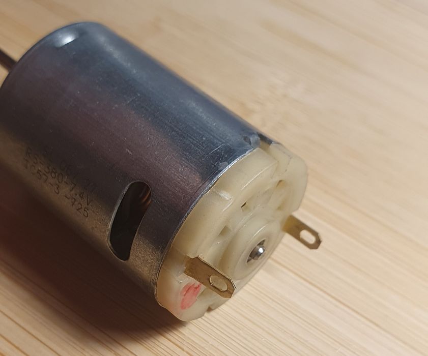 Silnik silniczek elektryczny RS-380 7.4V | Do modeli, zabawek uzywany